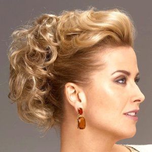 RAQUEL WELCH UPDO CURLS in R29S Glazed Strawberry